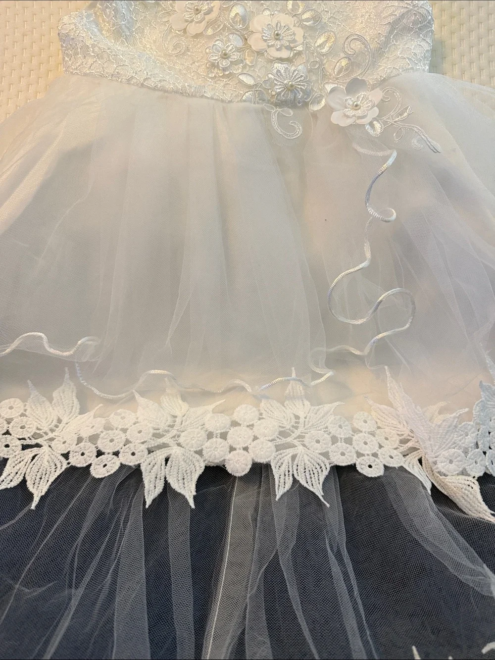 White Floral Appliqué Tulle High-Low Dress New WOT
